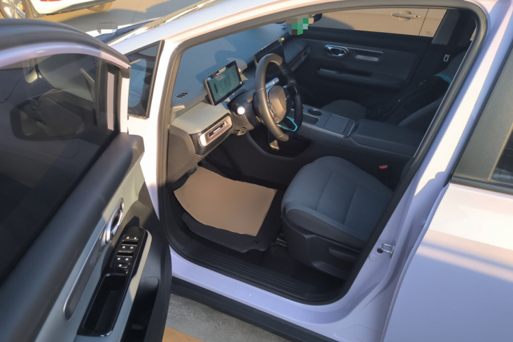 埃安 AION Y 2023款 Plus 510 乐享版中控内饰20