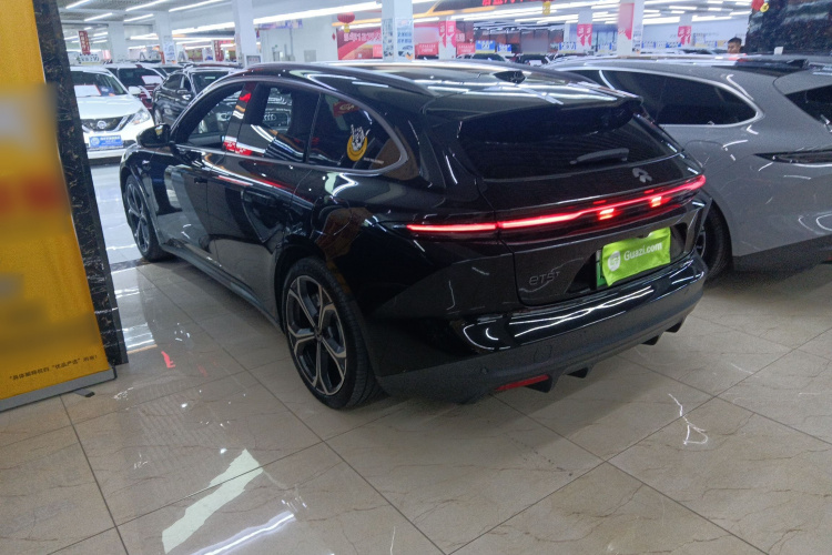 蔚来ET5T 2024款 75kWh Touring车身外观4