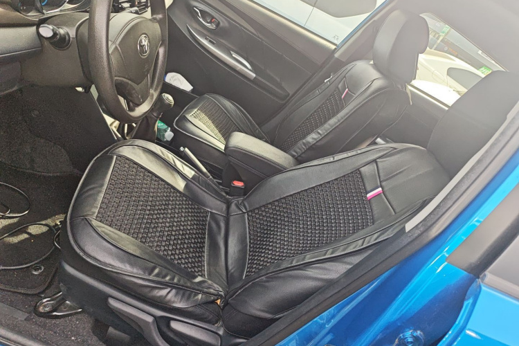 丰田 YARiS L 致炫 2014款 1.3E 手动魅动版中控内饰19