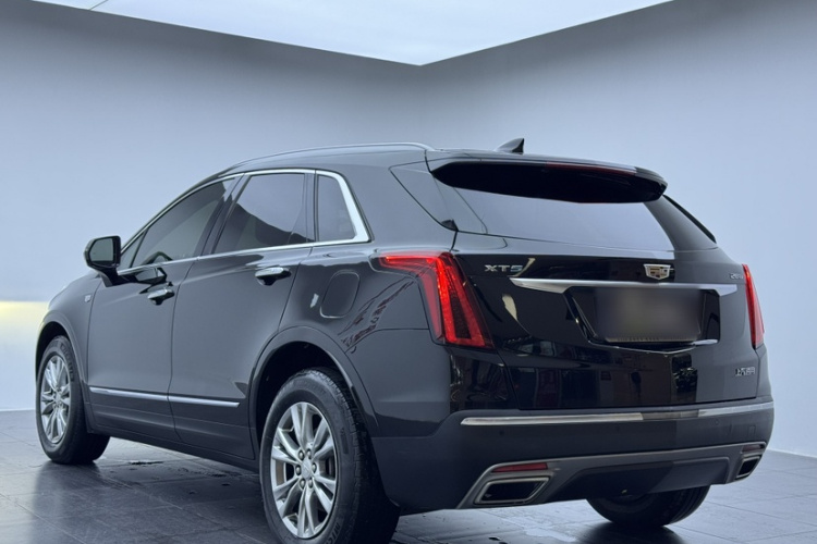 凯迪拉克XT5 2022款 2.0T 两驱豪华型车身外观6001