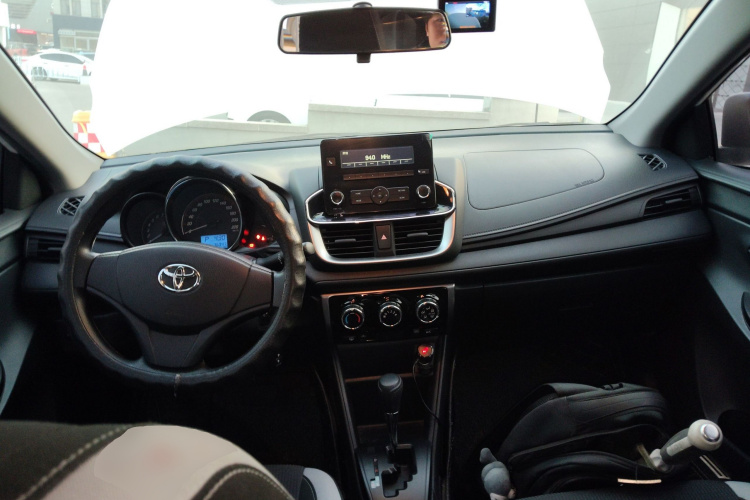 丰田 YARiS L 致炫 2020款 致炫X 1.5L CVT领先版中控内饰12