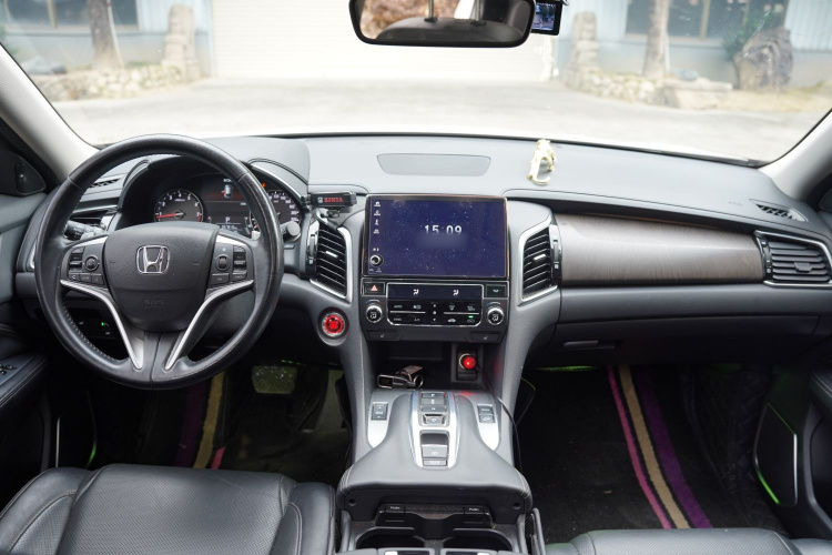 本田 冠道 2020款 370TURBO 两驱豪华版中控内饰7001