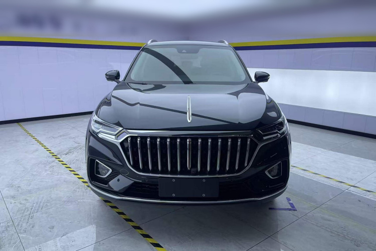 红旗HS5 2022款 改款 2.0T 智联旗享版车身外观2