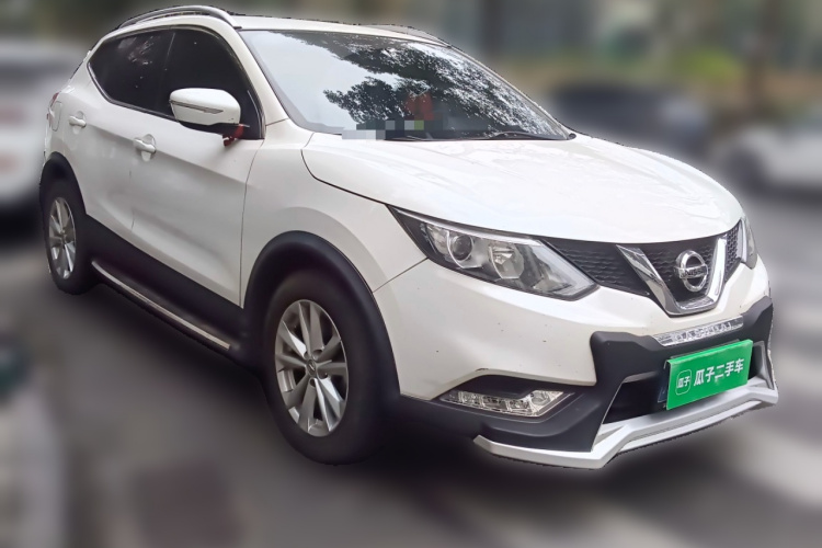 日产 逍客 2016款 2.0L CVT精英版车身外观6002