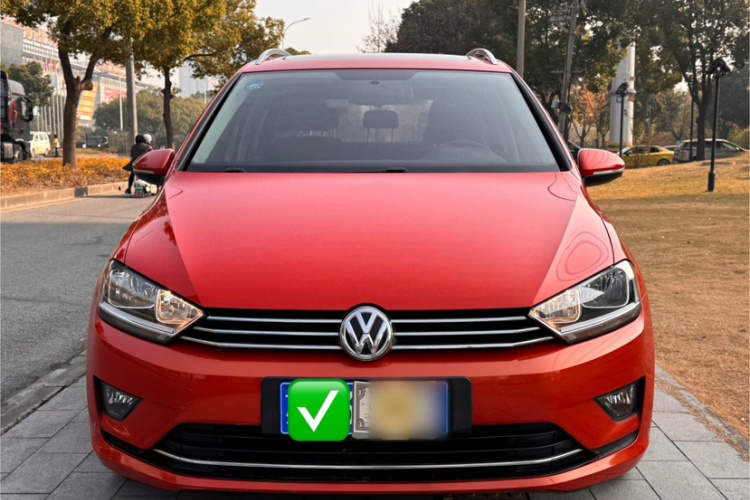 大众 高尔夫·嘉旅 2016款 1.6L 自动舒适型车身外观6001