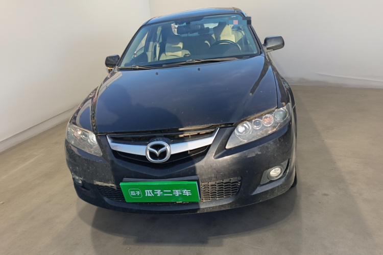 马自达6 2011款 2.0L 自动时尚型车身外观2