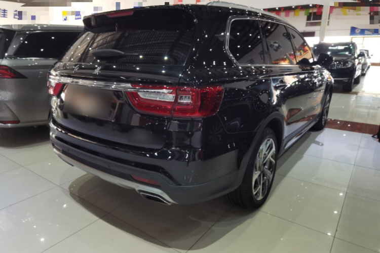 红旗HS7 2022款 3.0T 自动四驱智联旗畅版 七座车身外观7