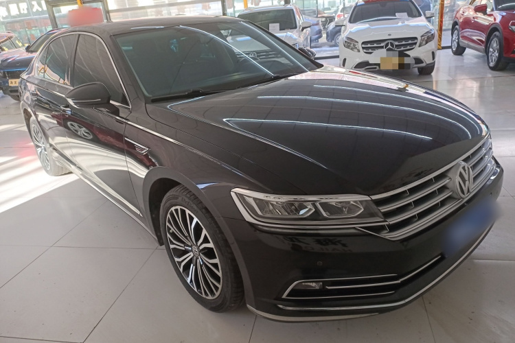 大众 辉昂 2018款 改款 380TSI 两驱商务版车身外观3