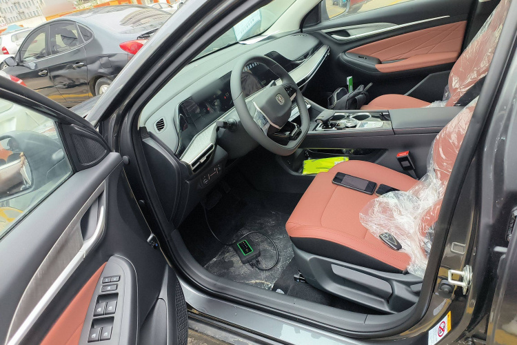 长安 逸动 2025款 PLUS 1.4T 双离合高能版中控内饰20