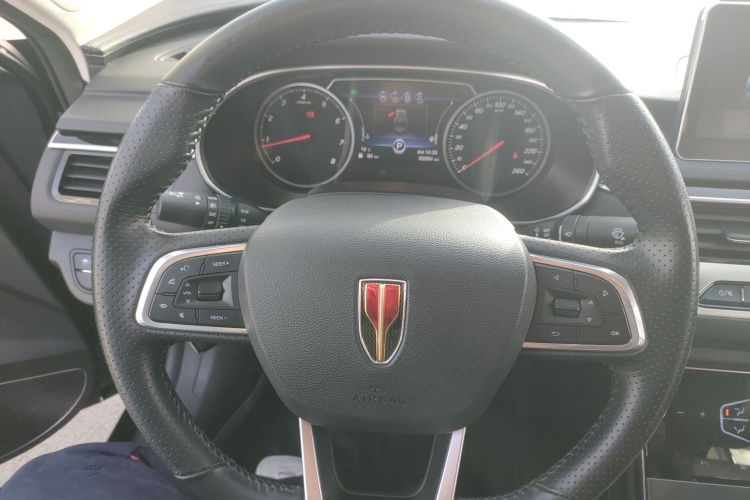 红旗H5 2022款 经典款 改款 1.5T DCT旗韵版中控内饰13