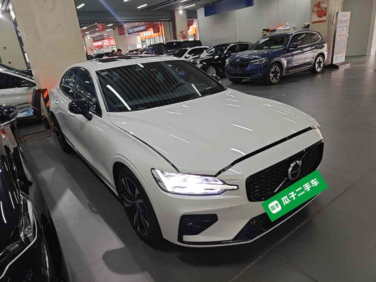 沃尔沃S60 2025款 B5 智雅运动版(5)