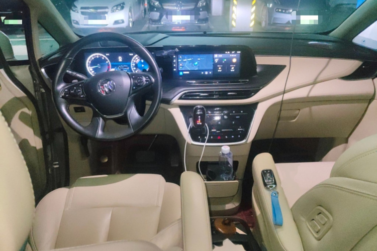 别克GL8 2022款 ES陆尊 653T 尊享型中控内饰7002