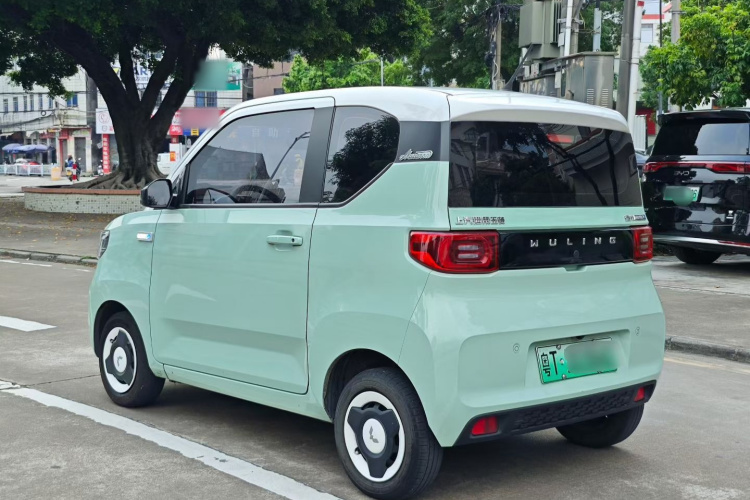 五菱汽车 宏光MINIEV 2021款 马卡龙臻享款 磷酸铁锂车身外观6006