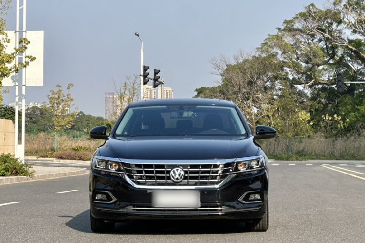 大众 帕萨特 2019款 330TSI 精英版 国VI车身外观6004