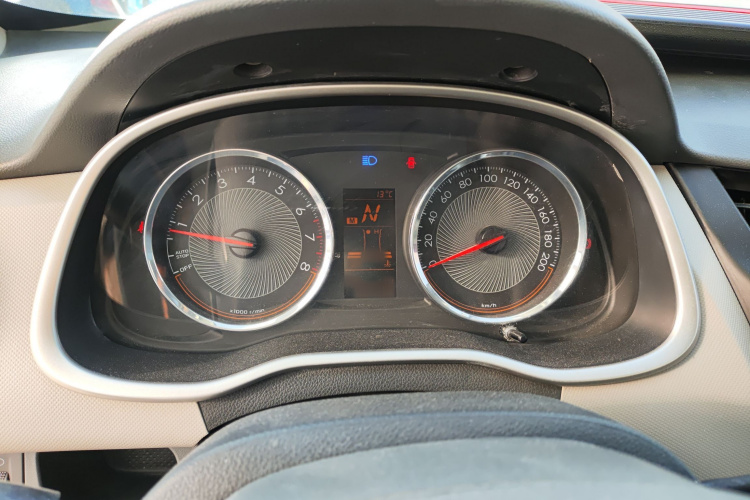 雪佛兰 2018款 赛欧3 1.3L AMT理想版局部细节14