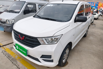 五菱汽车 五菱宏光 2021款 1.5L改款 S基本型 液压助力LAR