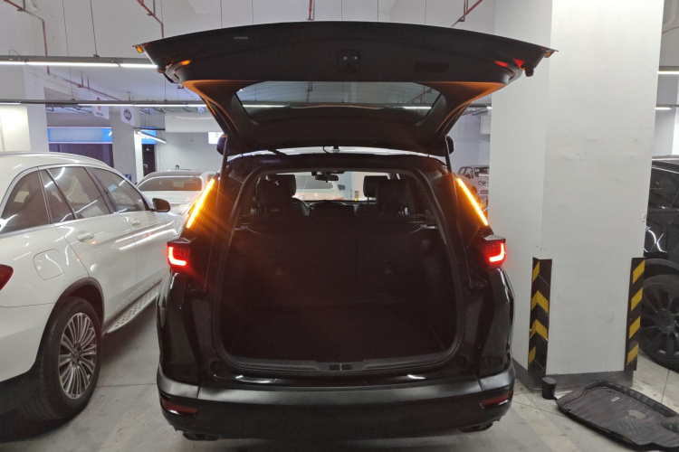 本田 皓影 2020款 240TURBO CVT两驱豪华版机舱底盘23