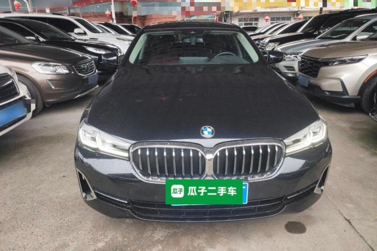 宝马5系 2022款 改款 525Li 豪华套装车身外观6001