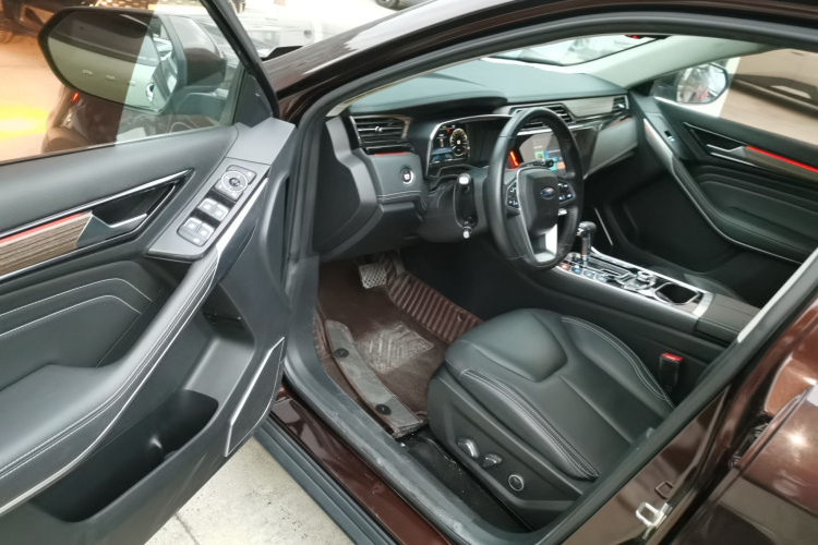 福特 领界 2019款 EcoBoost 145 CVT尊领型PLUS 国V中控内饰7003