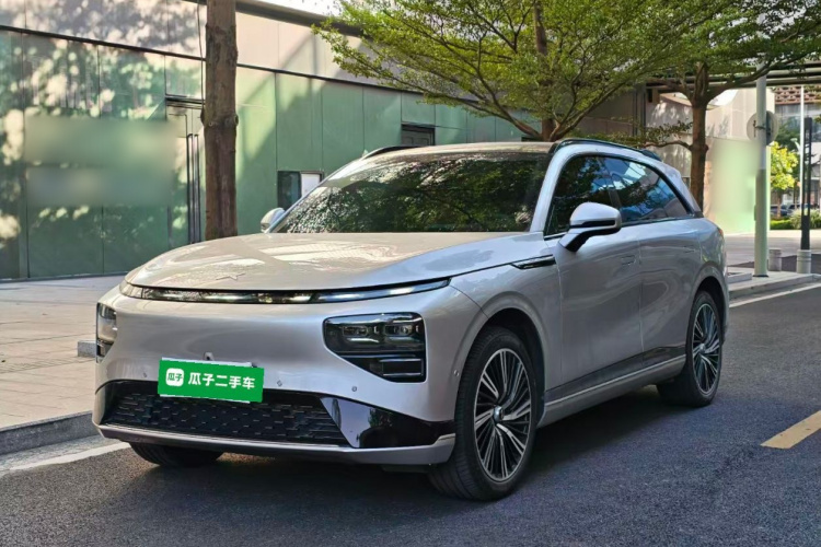 小鹏G9 2024款 702 Max车身外观1