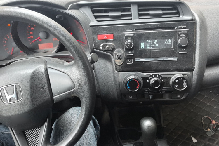 本田 飞度 2014款 1.5L LX CVT舒适型中控内饰7002