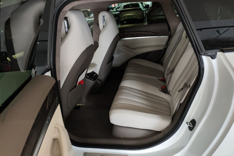 智己汽车 智己L7 2022款 Dynamic中控内饰21