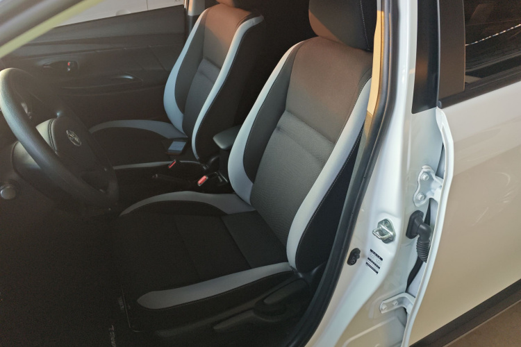 丰田 YARiS L 致炫 2021款 致炫X 1.5L CVT领先版局部细节19