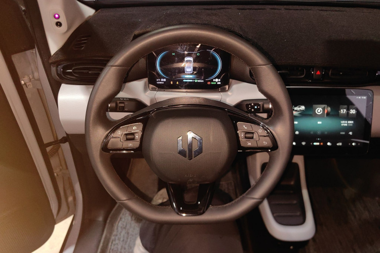 零跑汽车 零跑T03 2023款 403智享版局部细节13