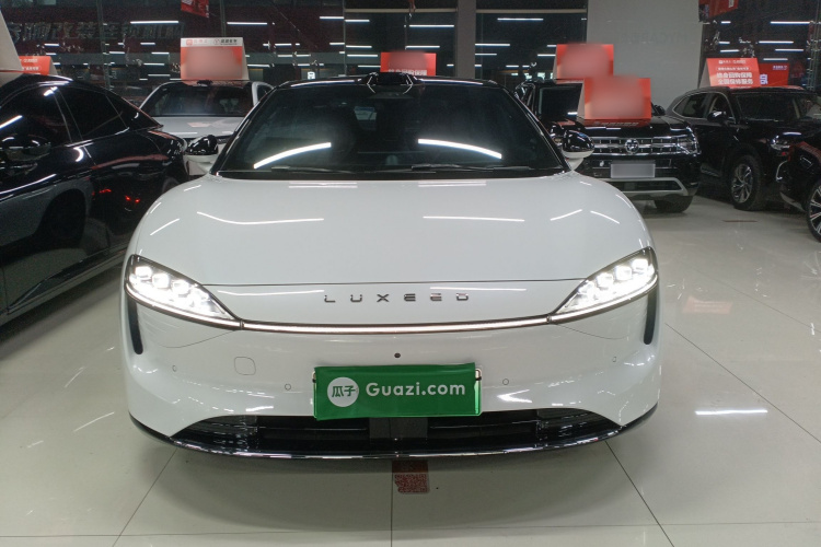 鸿蒙智行 智界S7 2024款 Max 后驱长航智驾版车身外观2