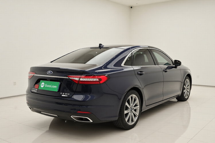 福特 金牛座 2019款 EcoBoost 245 尊享版车身外观7