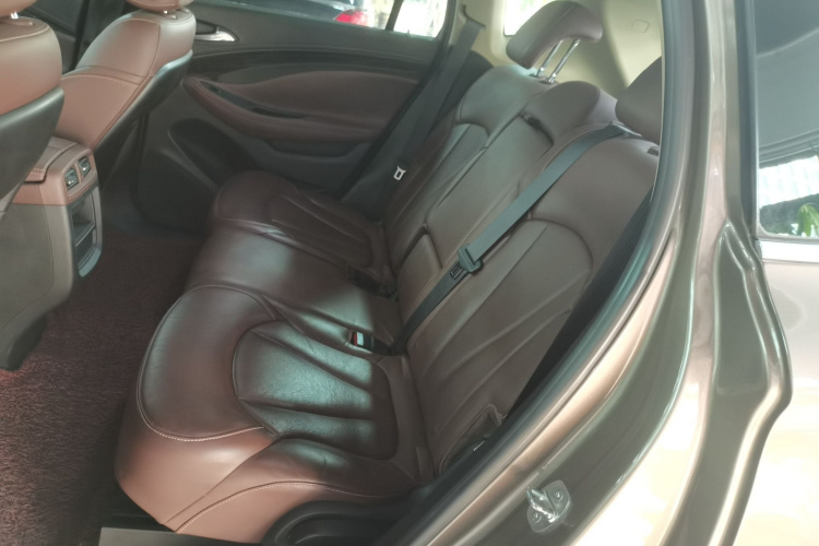 别克 昂科威 2016款 28T 四驱豪华型中控内饰21