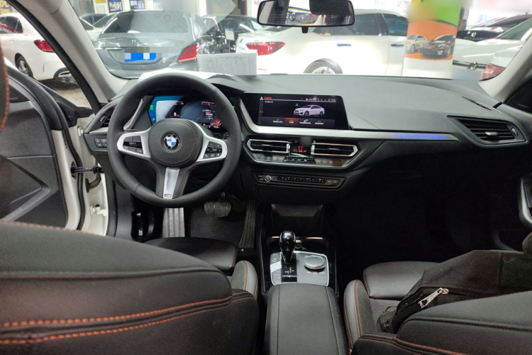 宝马2系(进口) 2021款 225i 四门轿跑车 M运动套装中控内饰12