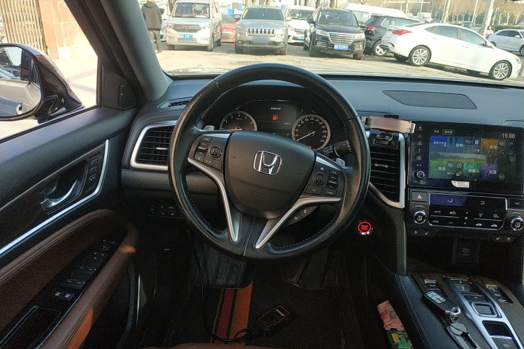 本田UR-V 2017款 370TURBO 四驱尊耀版 国V中控内饰13