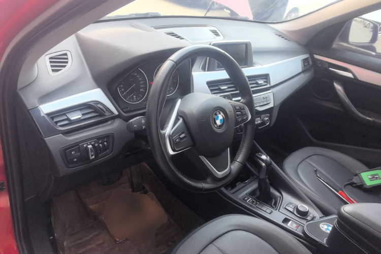 宝马X1 2016款 sDrive18Li 时尚型中控内饰7002