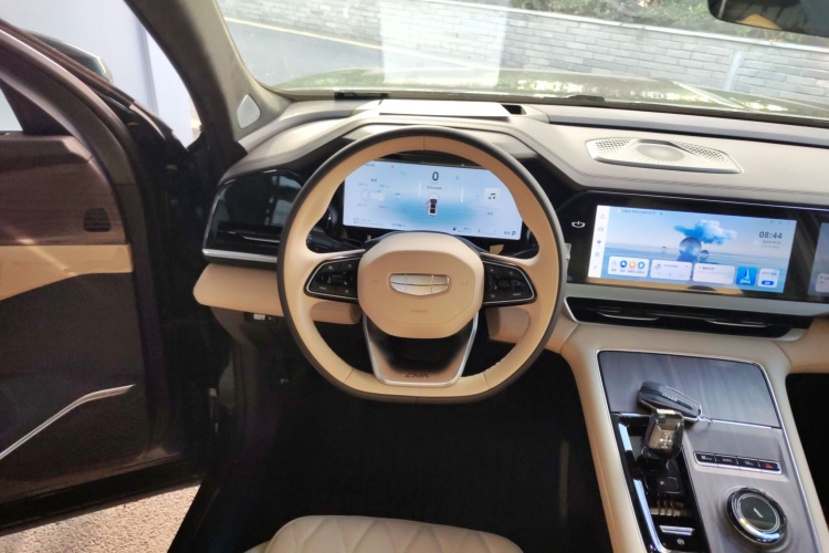 吉利汽车 星越L 2025款 东方曜 2.0TD 自动四驱望月版局部细节13