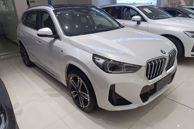 宝马X1 2024款 sDrive25Li M运动套装车身外观6002