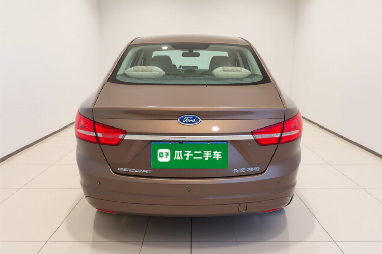 福特 福睿斯 2015款 1.5L 自动时尚型车身外观6