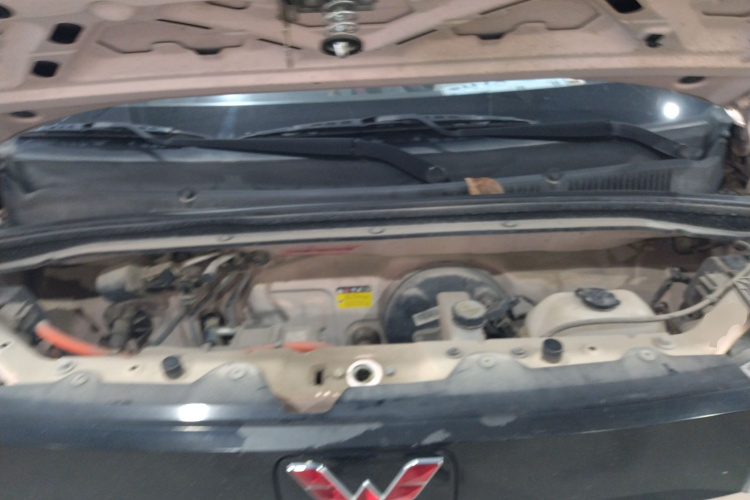 五菱汽车 宏光MINIEV 2022款 悦享款 磷酸铁锂机舱底盘24