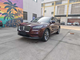 林肯 冒险家 2022款 2.0T 两驱尊雅版