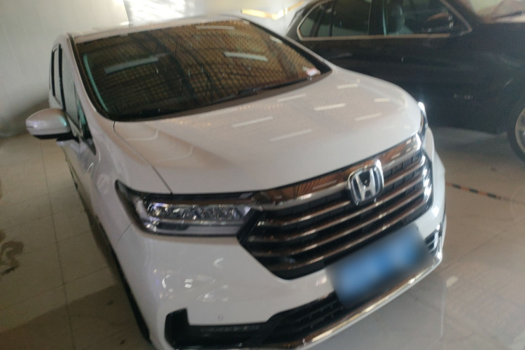 本田 奥德赛 2022款 2.0L e:HEV 锐·耀享版车身外观3