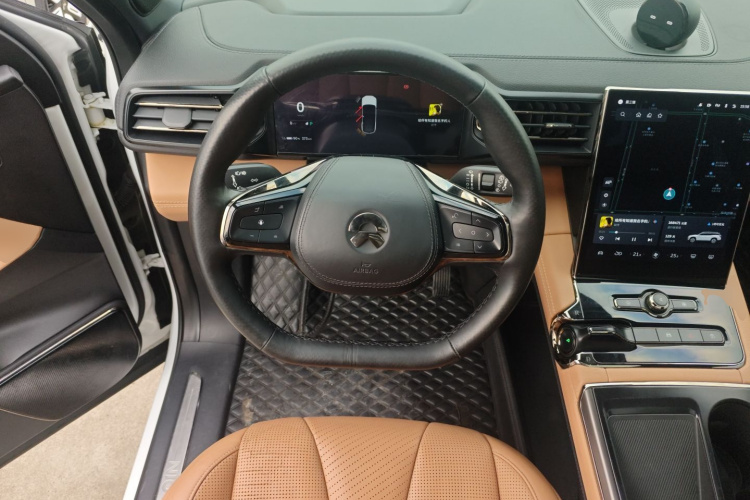 蔚来ES8 2020款 415KM 七座版局部细节13