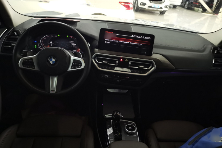 宝马X3 2022款 xDrive30i 领先型 M曜夜套装中控内饰12