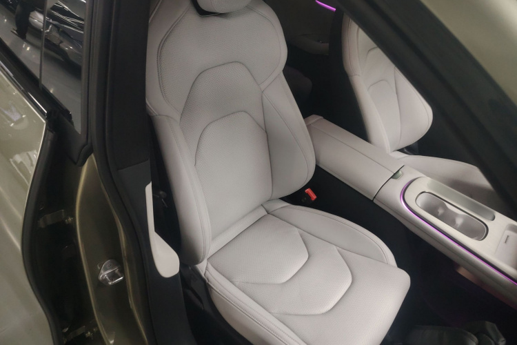 小米汽车 小米SU7 2024款 四驱超长续航高阶智驾Max版局部细节41