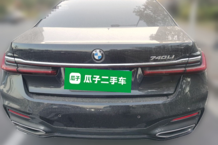 宝马7系 2019款 改款 740Li 尊享型 M运动套装车身外观6004