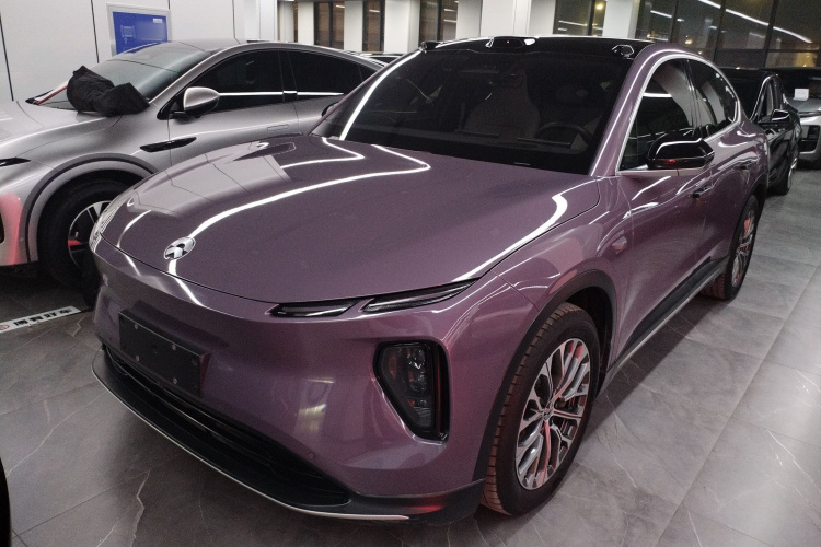 蔚来EC6 2024款 75kWh车身外观1