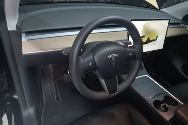 特斯拉 Model Y 2022款 改款 后轮驱动版局部细节13