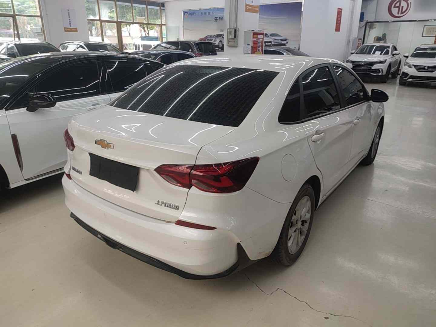 雪佛兰 科鲁泽 2024款 1.5L 双离合悦享版(5)