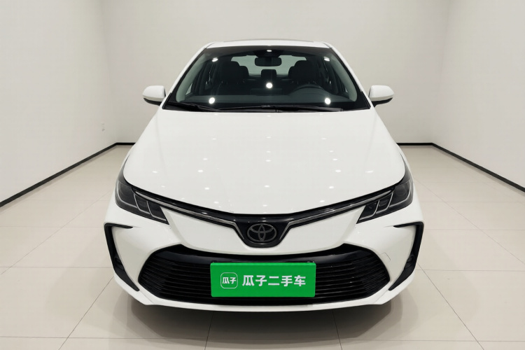 丰田 卡罗拉 2019款 1.2T S-CVT GL-i精英版车身外观2