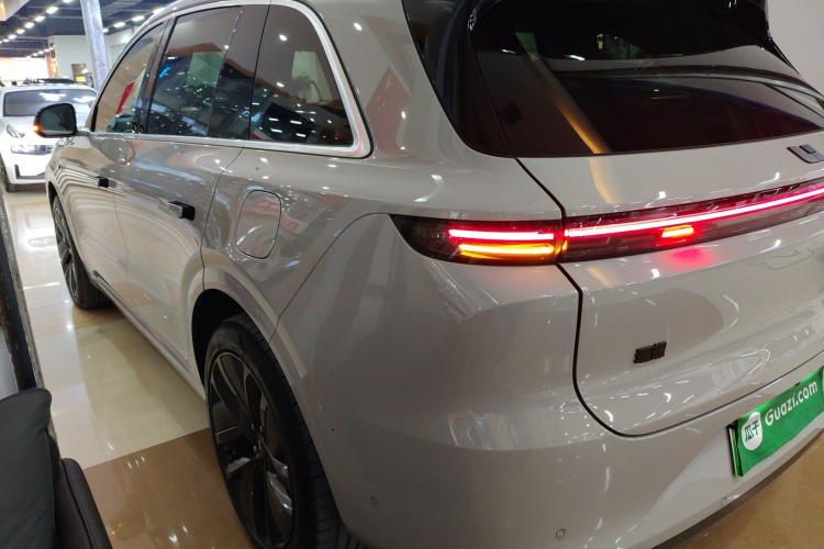 理想汽车 理想L6 2024款 Pro车身外观4