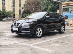 日产 逍客 2023款 经典 2.0L CVT XV舒适版